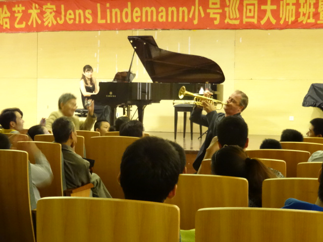 bc贷小号表演艺术家Jens Lindemann（彦斯·林德曼）荣获加拿大勋章